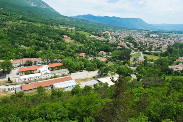 Youth Hostel Ajdovscina Exterior photo